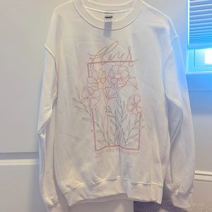 Floral sweatshirt from Hart and Flora shop